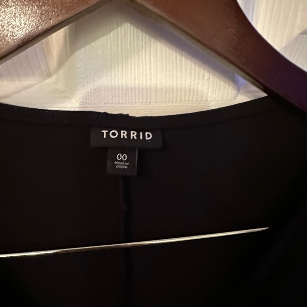 Torrid- Mini Rib Knit Twist Front Skater Dress size 00/Med/LG - Picture 7 of 8
